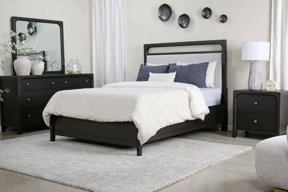 Easton Nightstand In Espresso