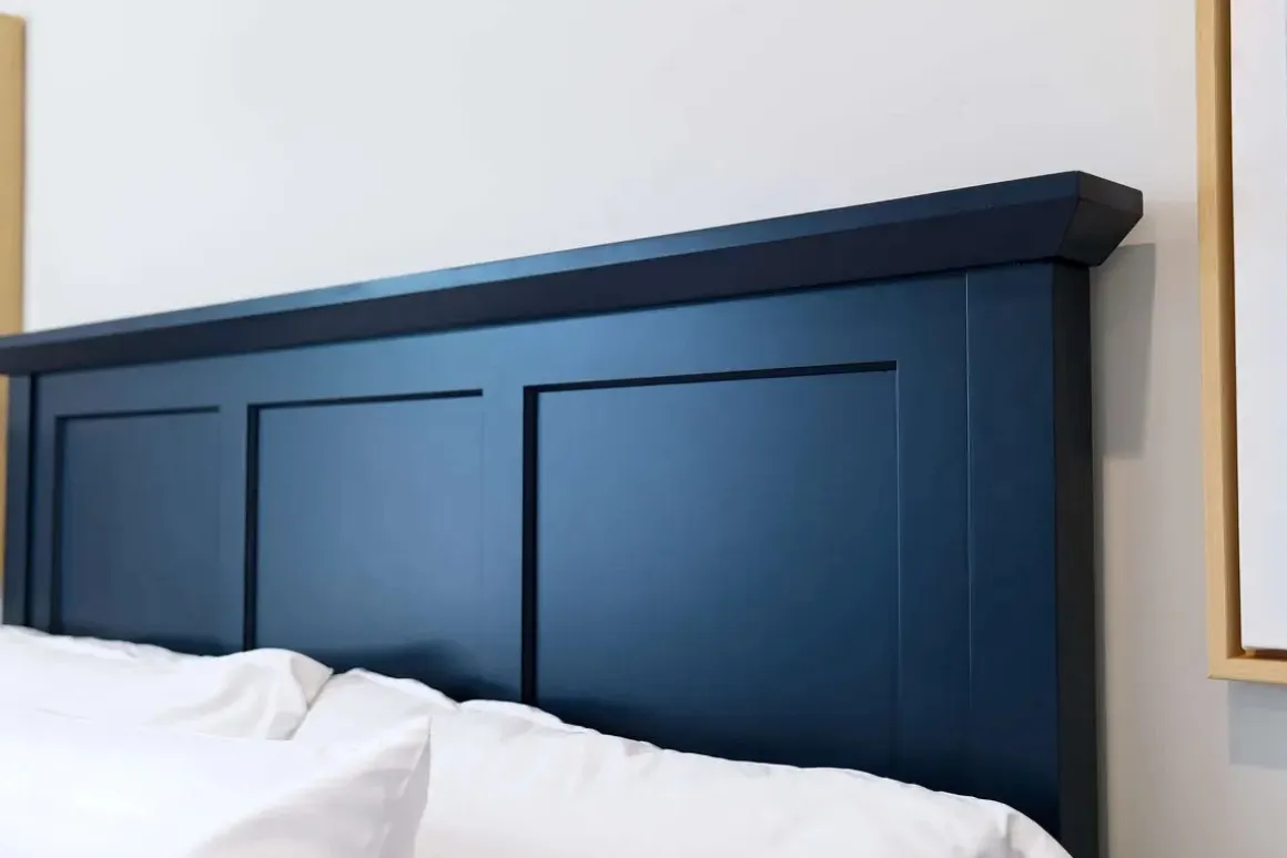 Grace Panel Bed, Dresser, Mirror & Nightstand In Snowfall, Full
