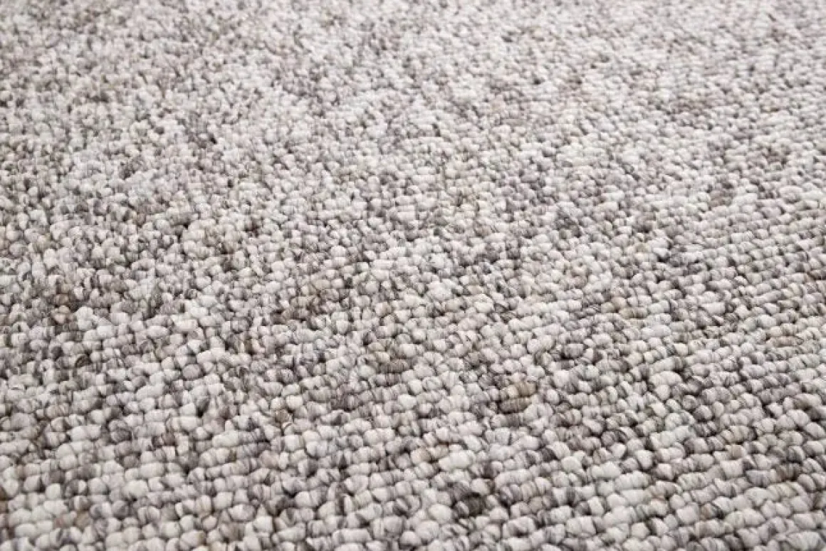 Pablo Nova Rug In Gray, 5’ X 7’