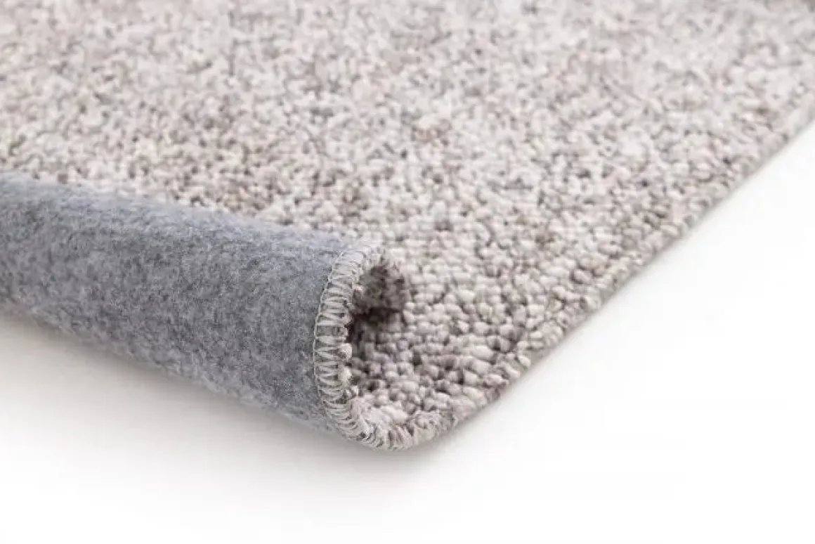Pablo Nova Rug In Gray, 5’ X 7’