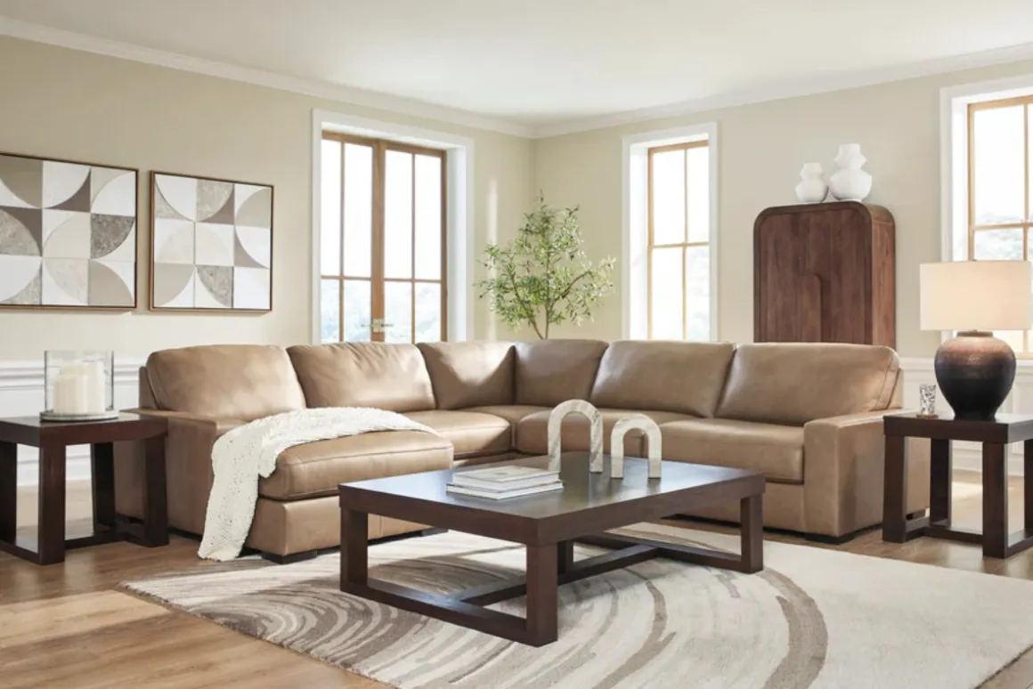 Sahara 5 Piece Chaise Sectional In Sahara Leather, Left Facing